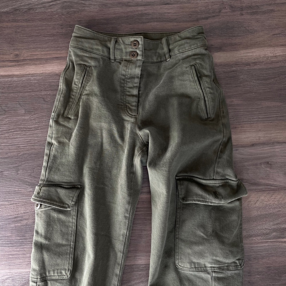 Aritzia wilfred free modern cargo pants
